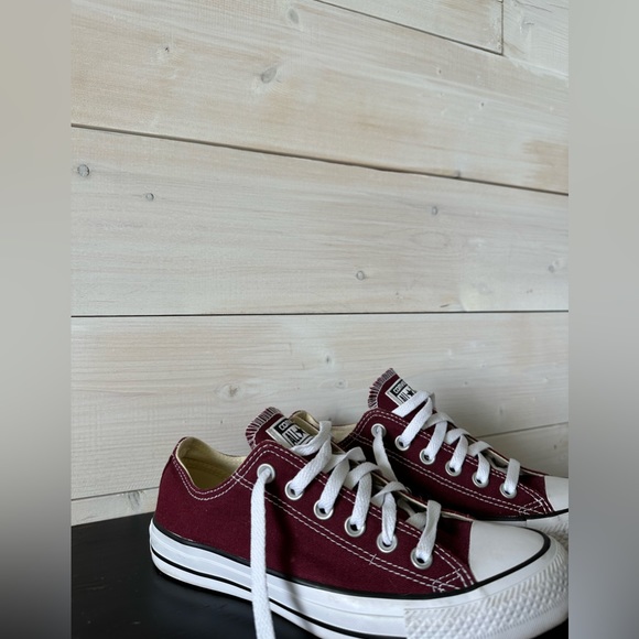 Converse Shoes - Burgundy Converse. Size 7. Brand new condition!